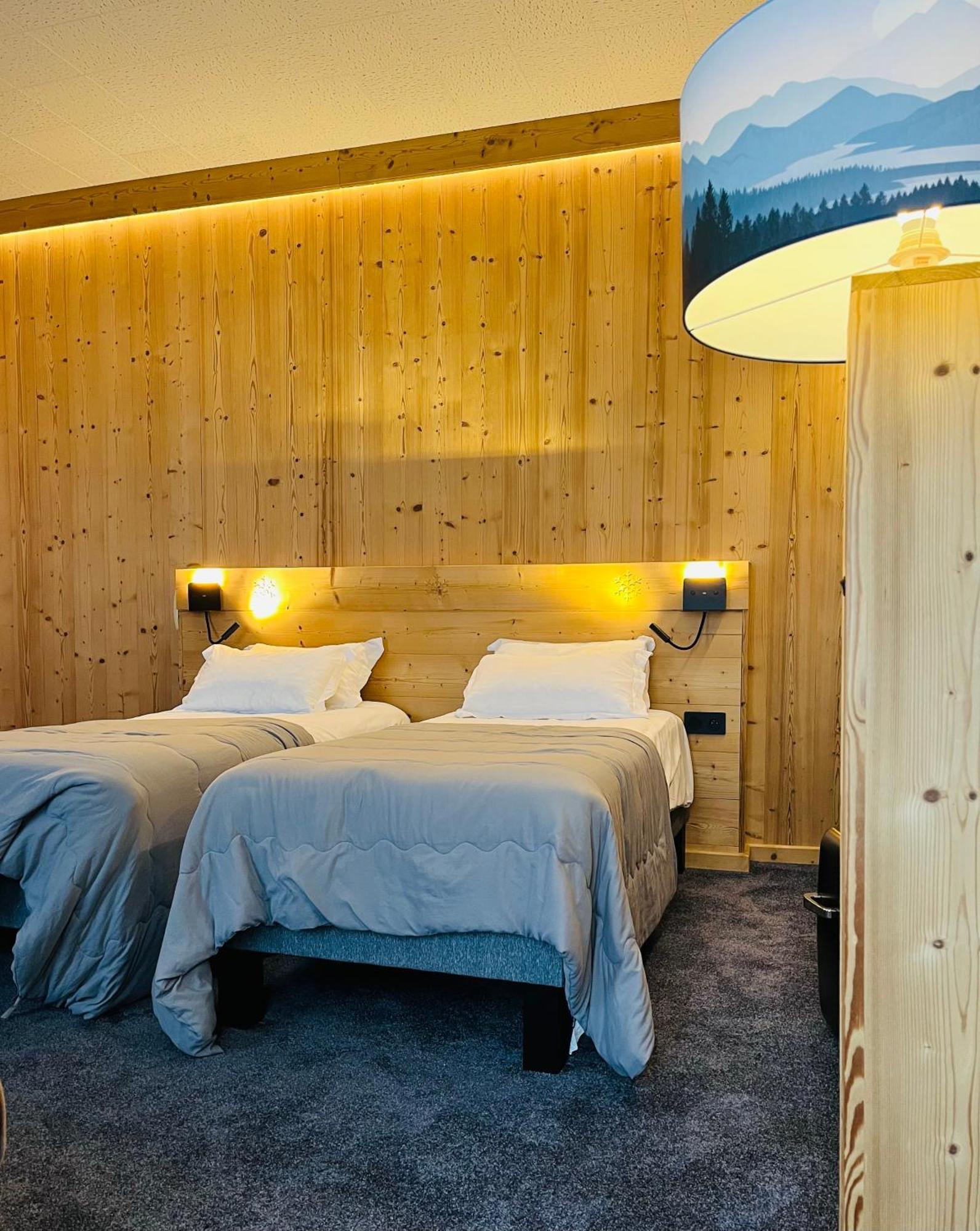 Hotel Le Sacca, Nouvelle Equipe Котре Экстерьер фото